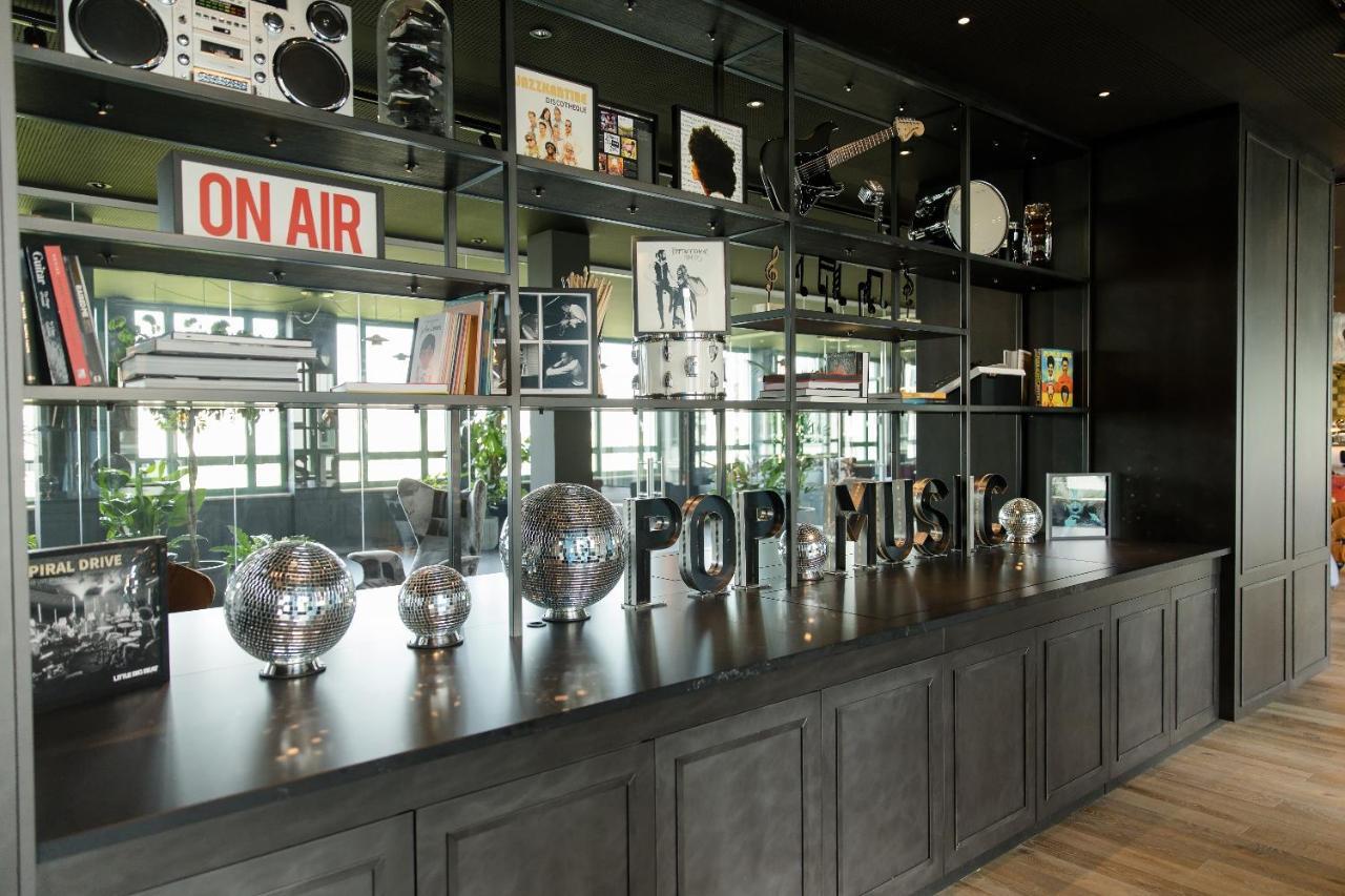 Motel One Mannheim Bagian luar foto